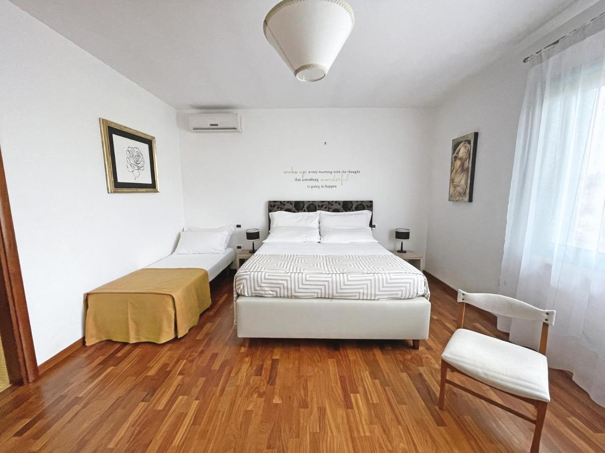 Sanarica Usciglio Rooms מראה חיצוני תמונה